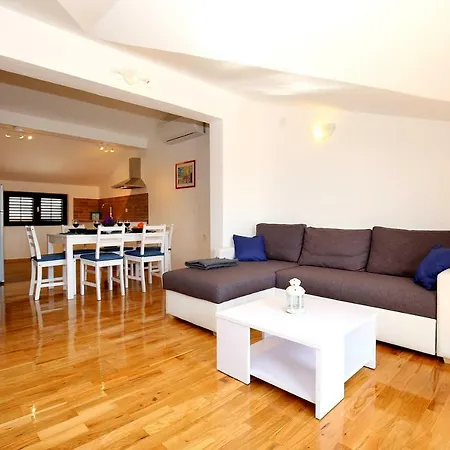 דירה Marta זאדאר